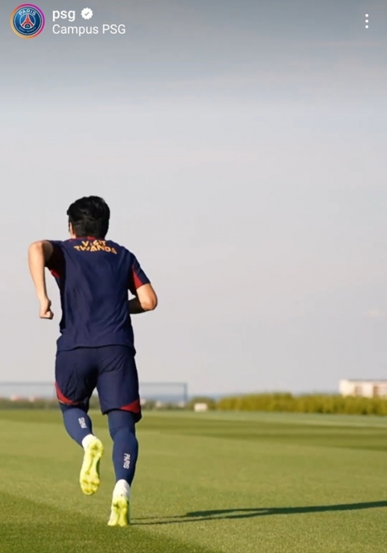 그라운드 전력질주하는 이강인. /PSG SNS