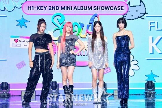 그룹 하이키(H1-KEY)가 30일 서울 용산구 블루스퀘어 마스터카드홀에서 진행된 두 번째 미니 앨범 &#039;서울 드리밍&#039;(Seoul Dreaming) 발매기념 쇼케이스에서 포즈를 취하고 있다. /사진제공=그랜드라인그룹 2023.08.30 /사진=이동훈