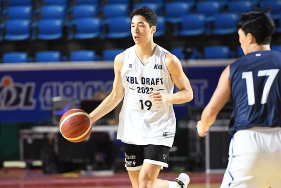 조준희(왼쪽). /사진=KBL 제공