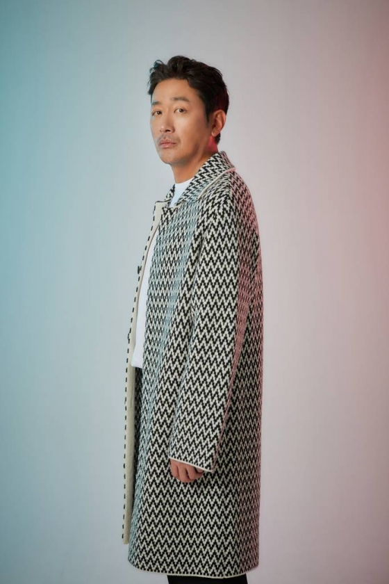 영화 &#039;1947 보스톤&#039;(감독 강제규)의 배우 하정우가 21일 진행된 라운드 인터뷰를 위해 포즈를 취하고 있다. /사진제공=롯데엔터테인먼트 2023.09.21 /사진=이동훈