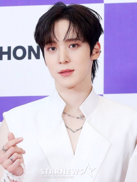 그룹 에이티즈 윤호가 23일 오후 서울 마포구 상암동 월드컵경기장에서 진행된 &#039;아이돌라디오 라이브 인 서울(IDOL RADIO LIVE IN SEOUL)&#039; 행사에 참석해 포즈를 취하고 있다. 2023.09.23 /사진=김창현