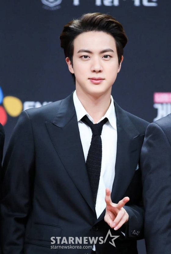 그룹 방탄소년단 진/사진제공=CJENM /사진=이동훈 기자 photoguy@