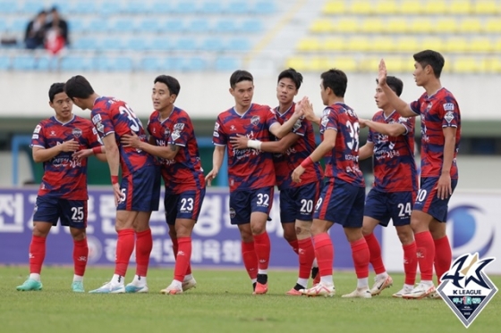 승리를 거둔 김천상무. /사진=한국프로축구연맹 제공