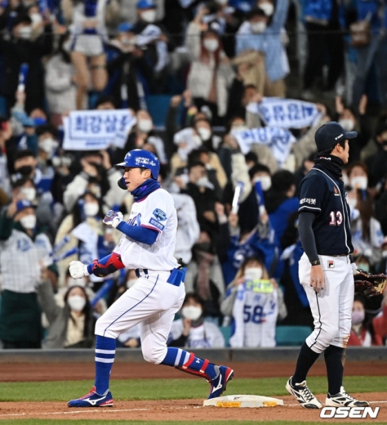 대구에서 열린 2021 KBO 플레이오프 1차전 경기 장면. 