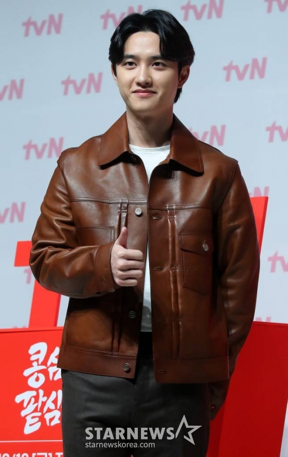 배우 도경수가 11일 오후 서울 강남구 논현동 엘리에나 호텔에서 진행된 tvN 예능 &#039;콩심은데 콩나고 팥심은데 팥난다(콩콩팥팥)&#039; 제작발표회에 참석해 포즈를 취하고 있다. 2023.10.11 /사진=김창현