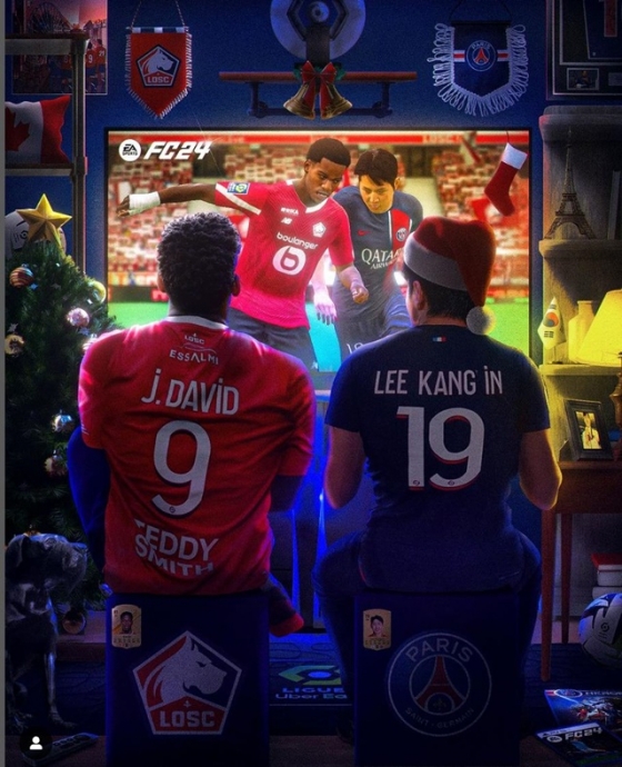리그1 크리스마스 기념 포스터의 이강인(오른쪽). /사진=리그1 SNS