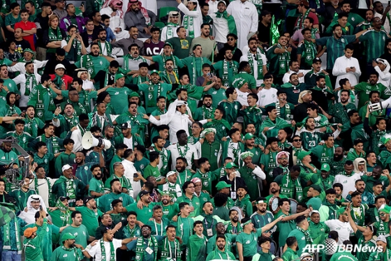 사우디아라비아 팬들의 열광적인 응원. /AFPBBNews=뉴스1