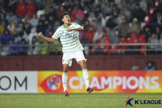 정태욱의 골 세리머니. /사진=한국프로축구연맹 제공