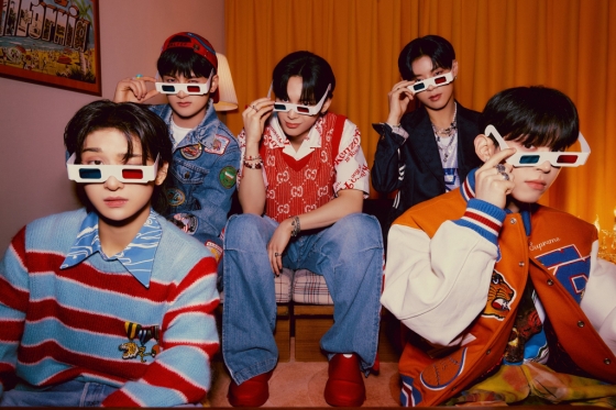 그룹 NOWADAYS(나우어데이즈) 콘셉트 단체 포토/사진제공=큐브엔터테인먼트