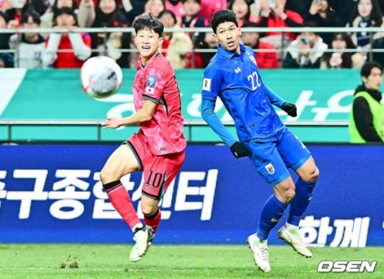 이재성(왼쪽).  /사진=OSEN