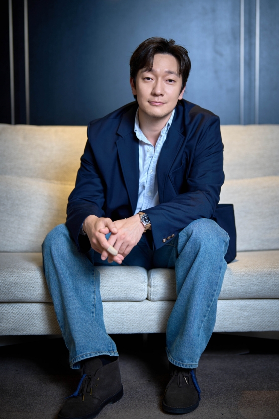영화 &#039;댓글부대&#039;(감독 안국진)의 주연배우 손석구가  22일 진행된 인터뷰를 위해 포즈를 취하고 있다. /사진제공=에이스메이커무비웍스 2024.03.22 /사진=이동훈