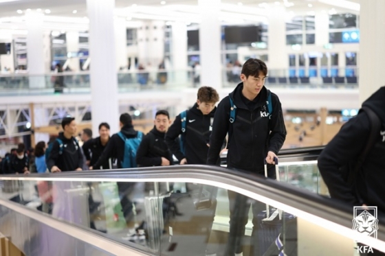김지수(오른쪽). /사진=대한축구협회 제공