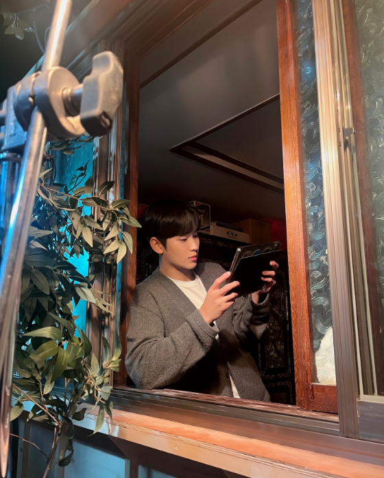 배우 김수현./사진=김수현 인스타그램