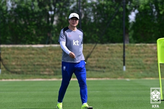 황선홍 감독. /사진=대한축구협회 제공