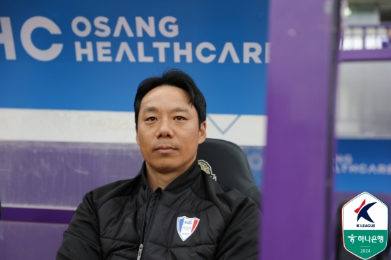 염기훈 수원 감독./사진제공=한국프로축구연맹
