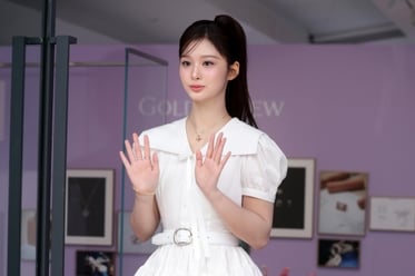 엔믹스 설윤 '천사의 인사'