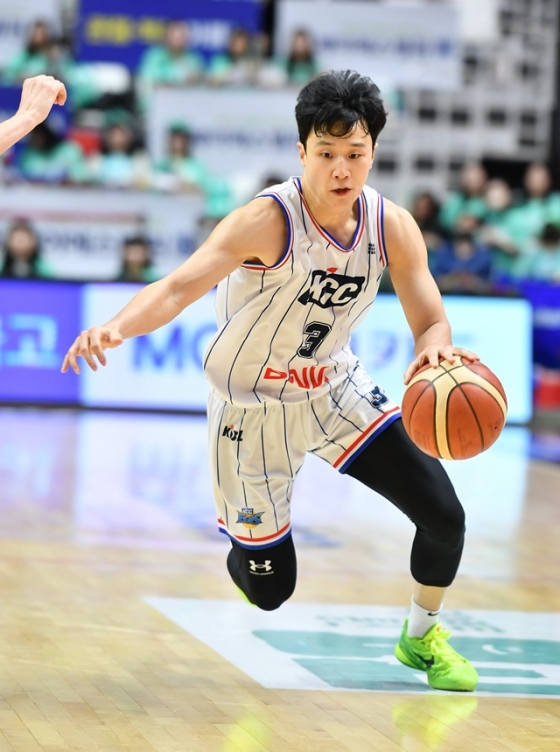 경기에 집중하는 허웅. /사진=KBL 제공