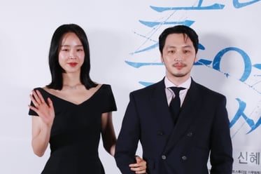 ������-������ '���� VS ����'