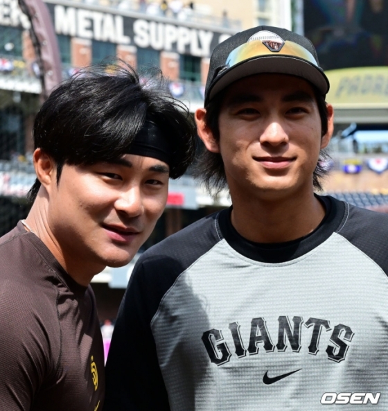 김하성(왼쪽)과 이정후.