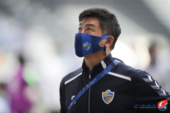 울산HD 사령탑 시절 김도훈 A대표팀 임시 감독. /사진=한국프로축구연맹 제공