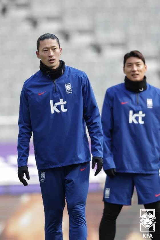 조규성(왼쪽). /사진=대한축구협회(KFA) 제공