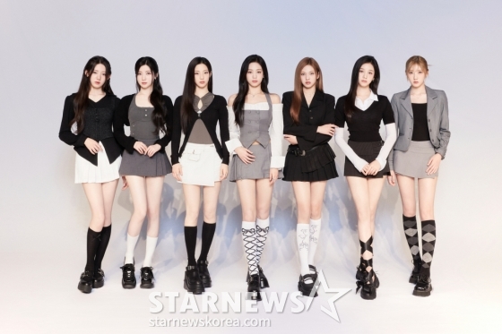 걸그룹 베이비몬스터(BABYMONSTER)가 1일 오전 서울 마포구  YG엔터테인먼트 신사옥에서 진행된 첫 번째 미니앨범 &#039;BABYMONS7ER&#039; 발매 기념 라운드 인터뷰를 위해 포즈를 취하고 있다. /사진제공=YG엔터테인먼트 2024.04.01 /사진=이동훈