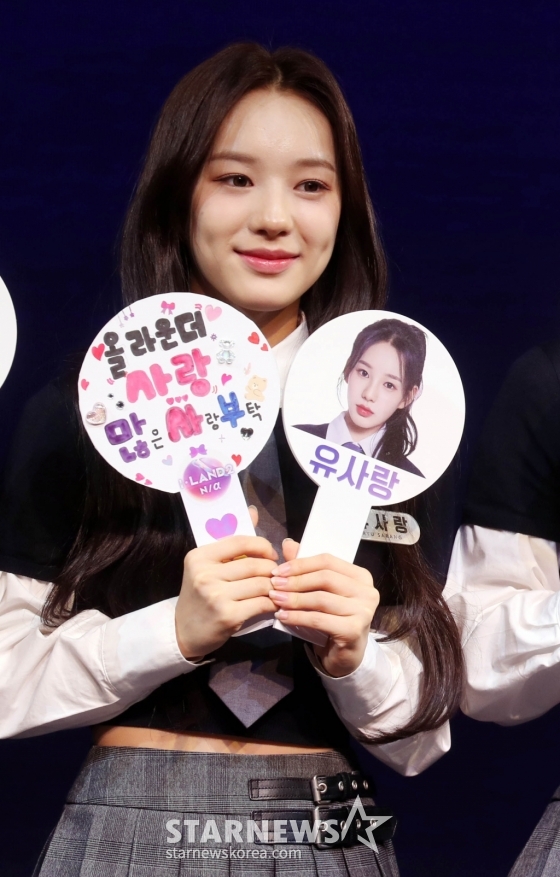 아이랜드2 유사랑 지원자 29일 오전 서울 강남구 성암아트홀에서 열린 엠넷 &#039;아이랜드2 : N/a 파트1 생존 지원자 PR-DAY&#039;에 참석해 포즈를 취하고 있다. 2024.05.29 /사진=임성균