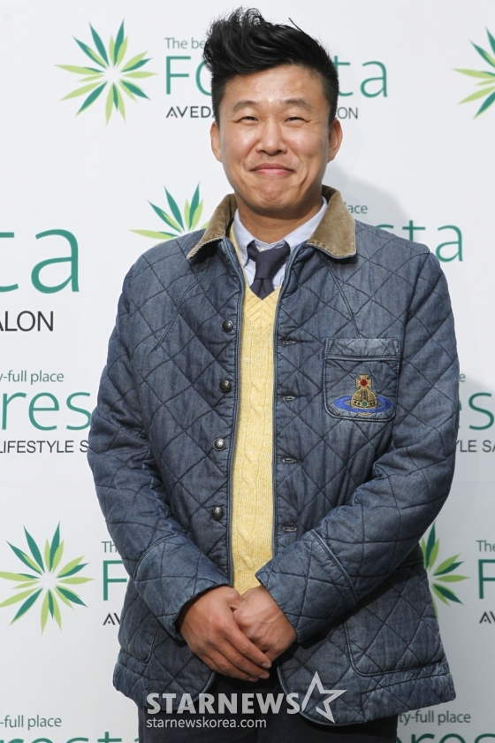 29일 오후 서울 성수동 갤러리아 포레점에서 열린 오픈 기념 포토월 행사 / 안은나 인턴기자 coinlocker@ /사진=안은나 인턴기자 coinlocker@