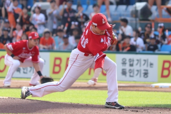 SSG 랜더스 투수 박종훈. /사진=SSG 랜더스 제공
