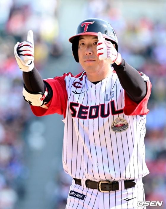 &#039;SEOUL&#039;이 새겨진 유니폼을 입은 LG 김현수. /사진=OSEN