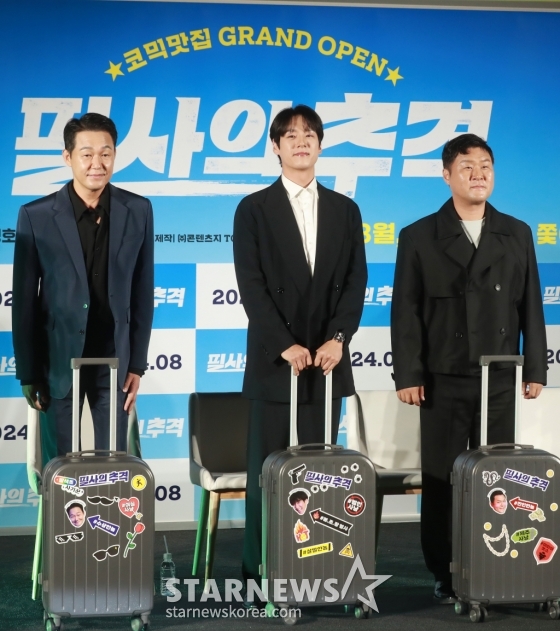 배우 박성웅, 곽시양, 윤경호가 23일 오전 서울 CGV용산아이파크몰에서 진행된 영화 &#039;필사의 추격&#039;(감독 김재훈) 제작발표회에 참석해 인사를 하고 있다. /2024.07.23 /사진=이동훈