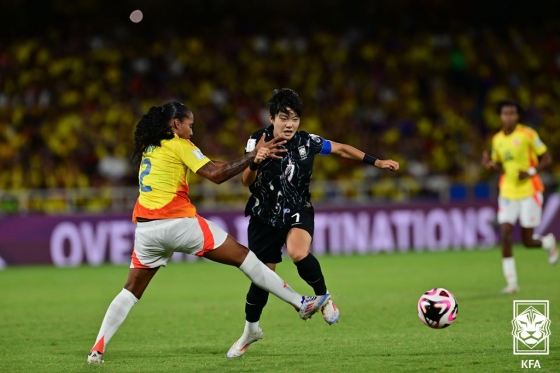 전유경(오른쪽). /사진=대한축구협회(KFA) 제공