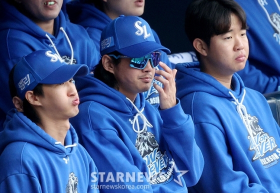 삼성 라이온즈 구자욱(가운데). /사진=김진경 대기자