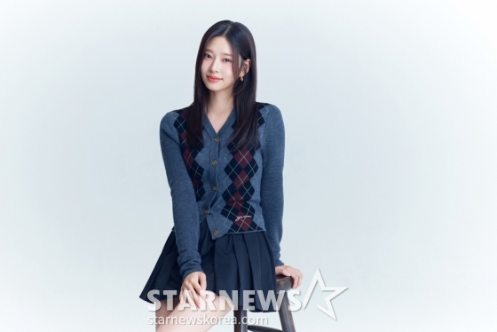 영화 &#039;청설&#039;의 배우 김민주가 1일 오전 진행된 라운드 인터뷰를 위해 포즈를 취하고 있다. /사진제공=매니지먼트숲 2024.11.01 /사진=이동훈 photoguy@
