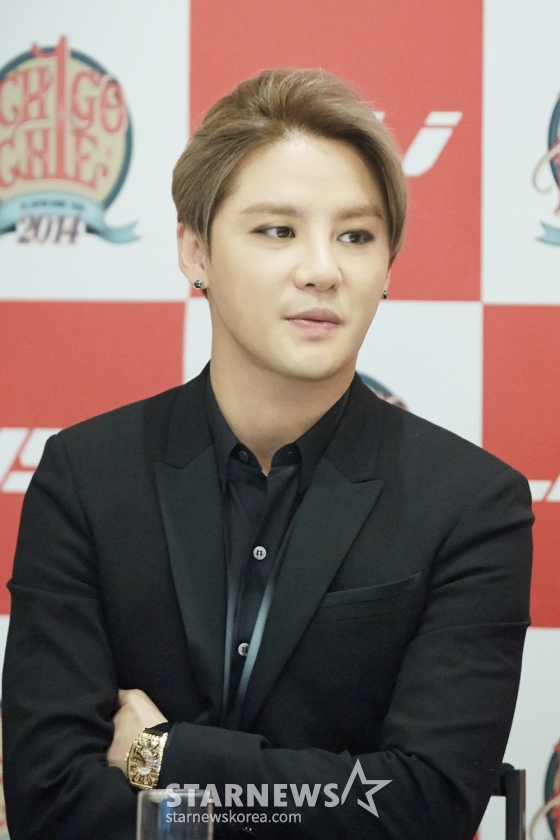 JYJ 첫 일본 돔투어 도쿄돔 공연 기자회견