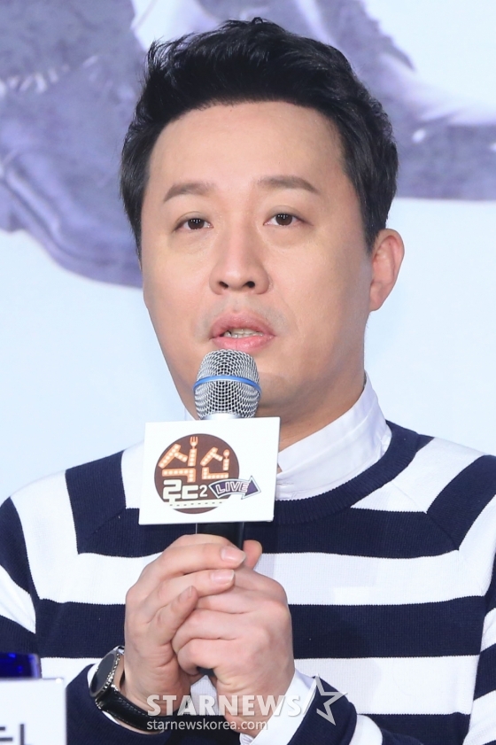 개그맨 정준하가 9일 오전 강남구 역삼동 호텔리츠칼튼서울에서 열린 K STAR &#039;식신로드2&#039; 제작발표회에서 질문에 답하고 있다. /사진=이기범 기자 leekb@