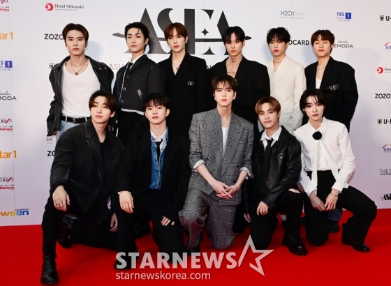 그룹 더보이즈가 10일 일본 요코하마 K-아레나에서 진행된 제1회 &#039;아시아 스타 엔터테이너 어워즈 2024&#039; 레드카펫행사에 참석해 포즈를 취하고 있다. /사진제공=ASEA조직위원회 2024.04.10 /사진=이동훈