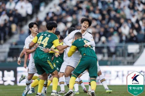 전북 현대-서울이랜드 경기 장면. /사진=한국프로축구연맹 제공