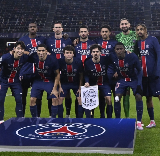 PSG 선수들이 경기 전 기념 촬영을 하고 있다. /사진=PSG 공식 SNS