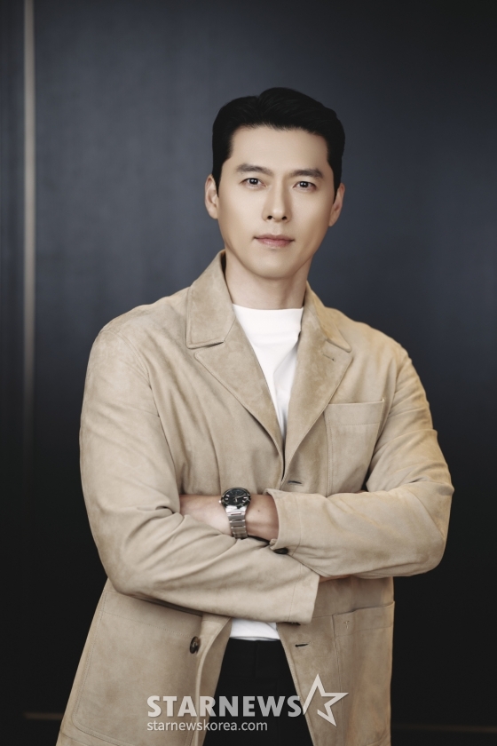 영화 &#039;하얼빈&#039;(감독 우민호)의 주연배우 현빈이 19일 오전 진행된 라운드 인터뷰를 위해 포즈를 취하고 있다. /사진제공=CJENM 2024.12.19 /사진=이동훈 photoguy@