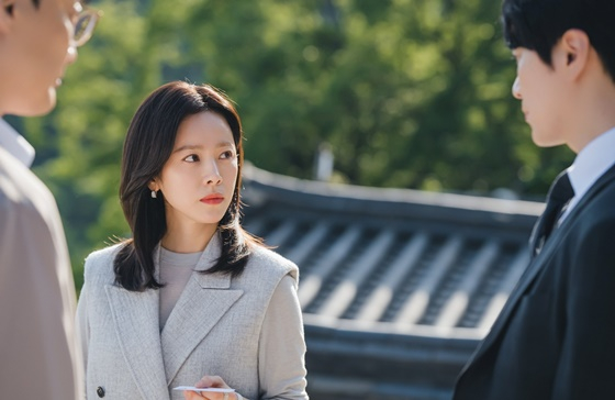 한지민/사진=스튜디오S·이오콘텐츠그룹