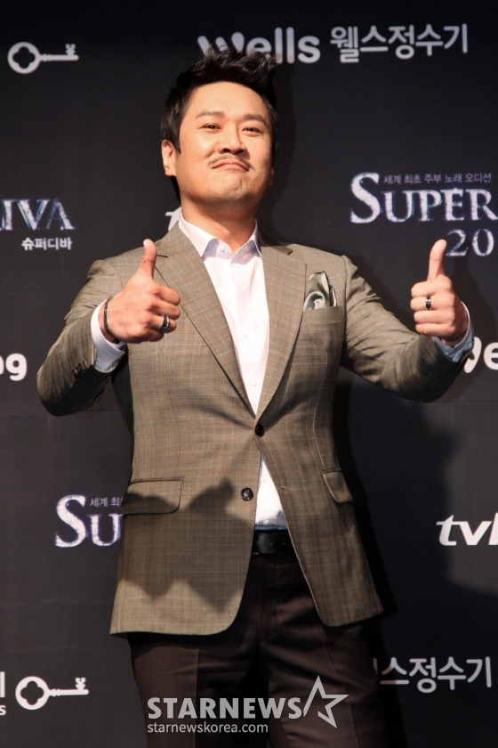 20일 오전 서울 영등포동 타임스퀘어 엠펍에서 열린 케이블채널 tvN &#039;슈퍼디바 2012&#039; 제작보고회  &#039;슈퍼디바 2012&#039;는 그 동안 일반인 오디션 프로그램에서 시도되지 않았던 &#039;토너먼트 방식&#039;의 오디션으로 오는 23일 첫방송 예정이다. /사진=박용훈 인턴기자 yh01@