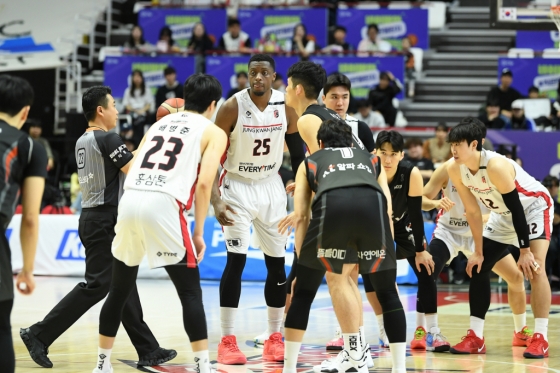 KT-정관장 경기 모습. /사진=KBL 제공