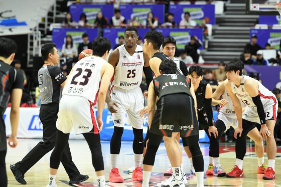 KT-정관장 경기 모습. /사진=KBL 제공