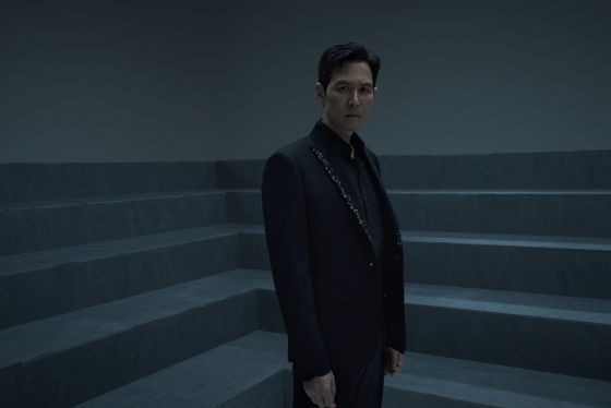넷플릭스 오리지널 시리즈 &#039;오징어게임&#039; 시즌2의 주연배우 이정재가 라운드 인터뷰를 위해 포즈를 취하고 있다. /사진제공=넷플릭스 2025.01.05 /사진=이동훈 photoguy@