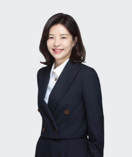 정선영 작가 /사진=&#039;리:본&#039; 홈페이지 
