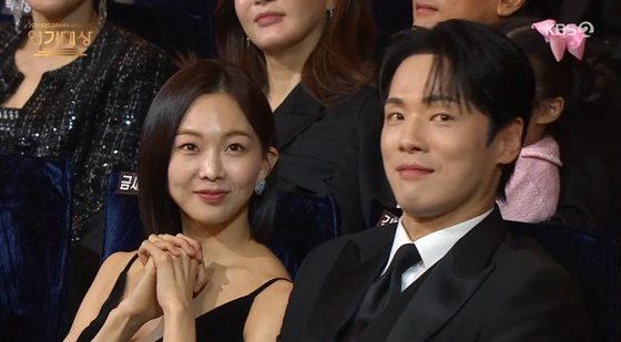 왼쪽부터 금새록, 김정현 /사진=KBS 2TV &#039;2024 KBS 연기대상&#039; 캡처