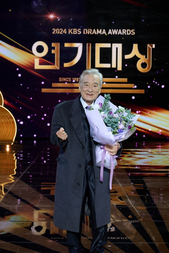 &#039;대상&#039; 이순재