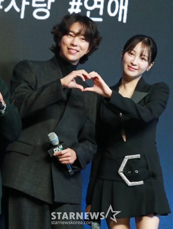 배우 윤현민, 정혜성이 14일 오전 서울 강남구 GB성암아트홀에서 진행된 숏폼 콘텐츠 펄스픽 미디어데이에 참석해 포즈를 취하고 있다. /2025.01.14 /사진=이동훈 photoguy@
