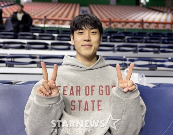 정관장 변준형이 스타뉴스와 인터뷰 후 포즈를 취하고 있다. /사진=양정웅 기자 